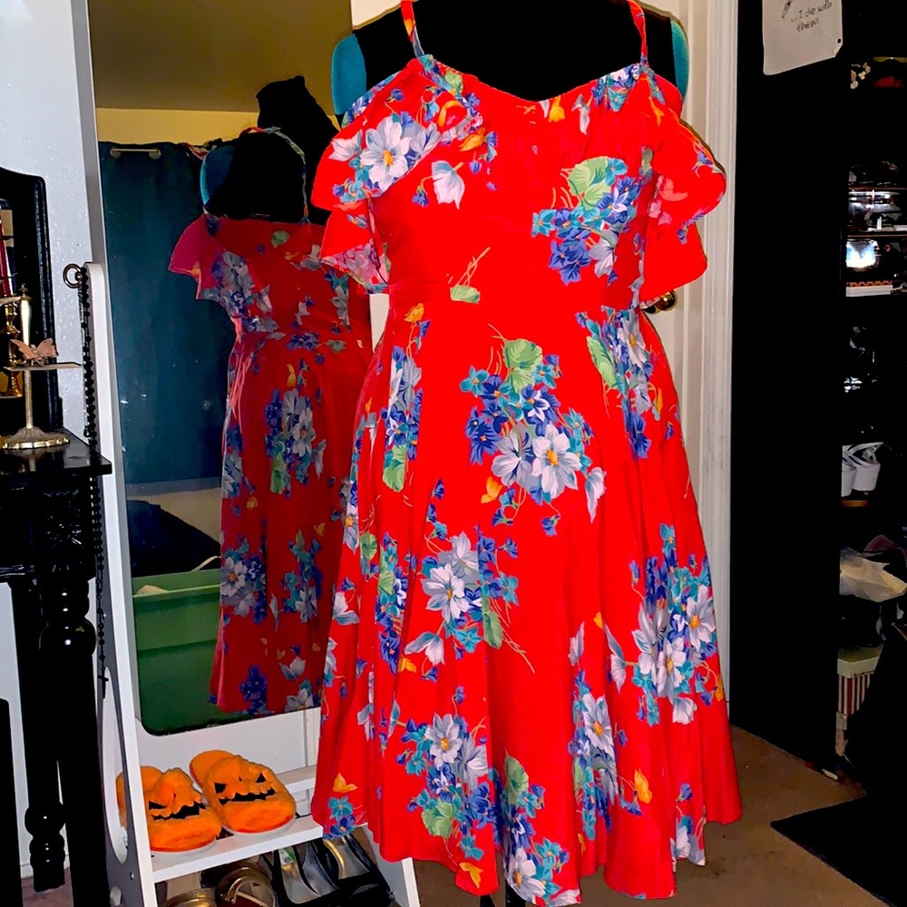 Trashy diva Hollywood dress